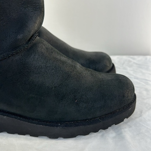 UGG Burnished Suede Studded Boots - Picture 4 of 9